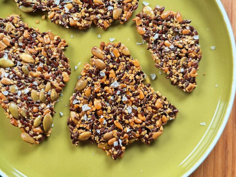 4 Ingredient Seed Crackers Carolina Gelen