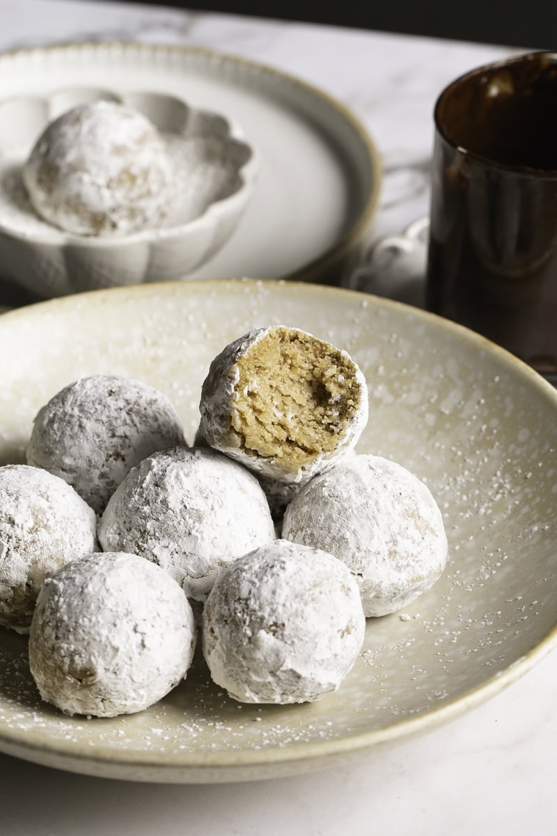 Baked Powdered Sugar Donut Holes 