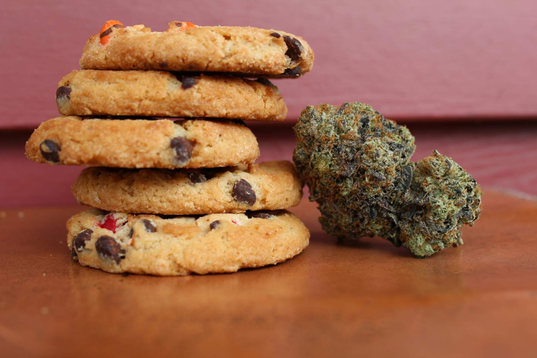 Baking With Cannabis How To Make Cannabis Cookies And Brownies