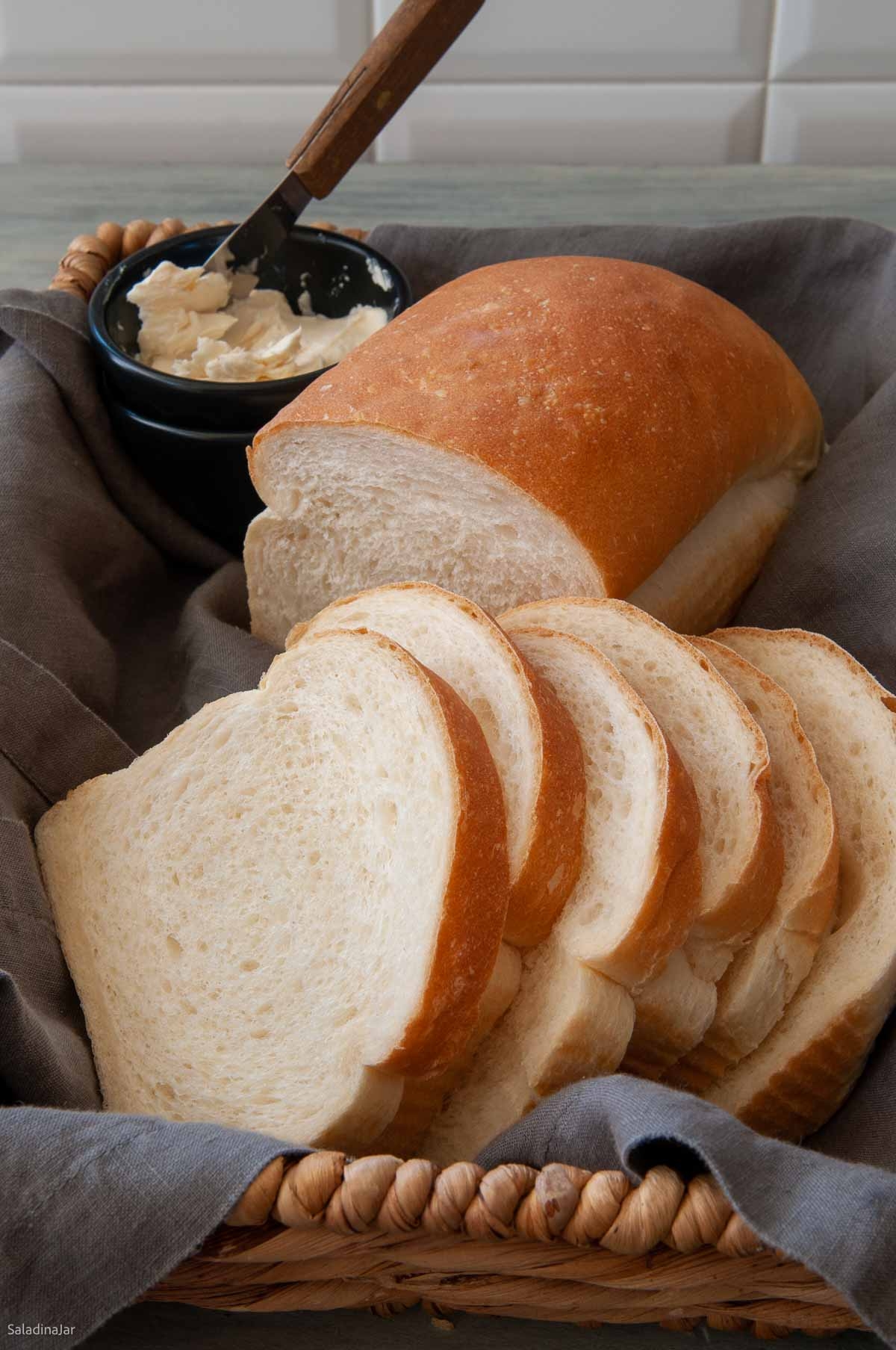 Basic Bread Machine White Bread Soft 1 5 Lb Loaf 