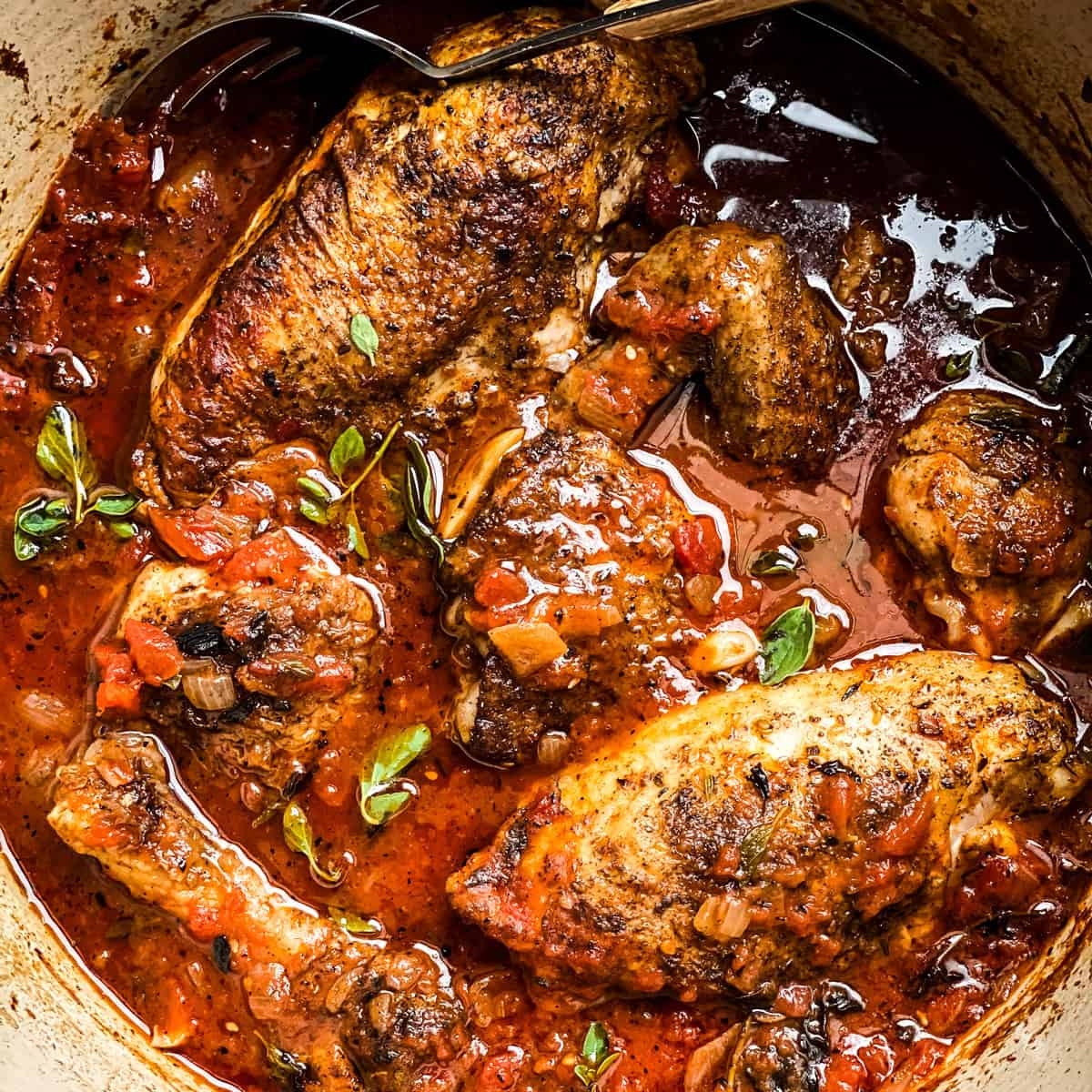 Braised Greek Chicken In Tomato Sauce The Greek Foodie Braised Greek Chicken In Tomato Sauce The Greek Foodie