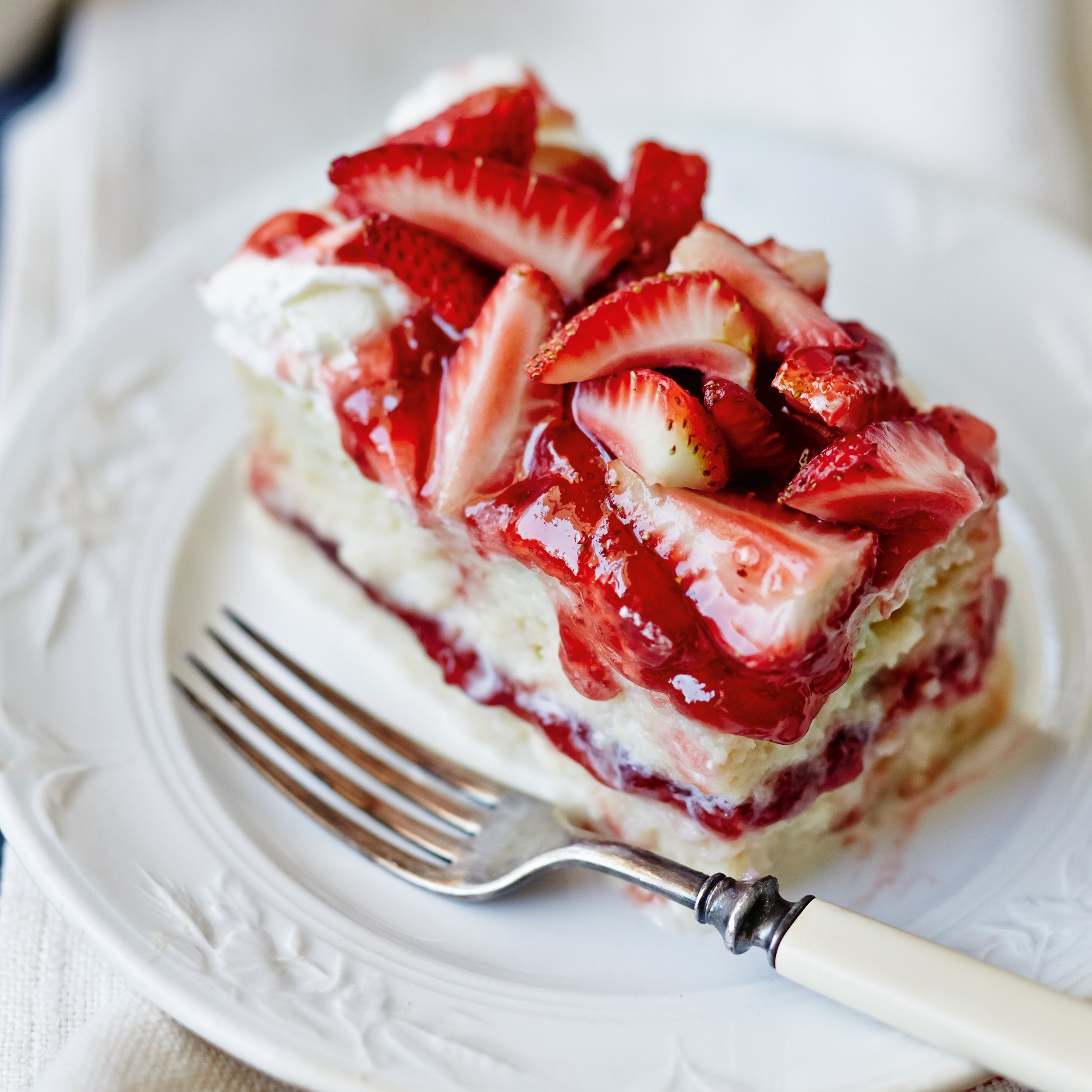 strawberry tres leches cake recipe