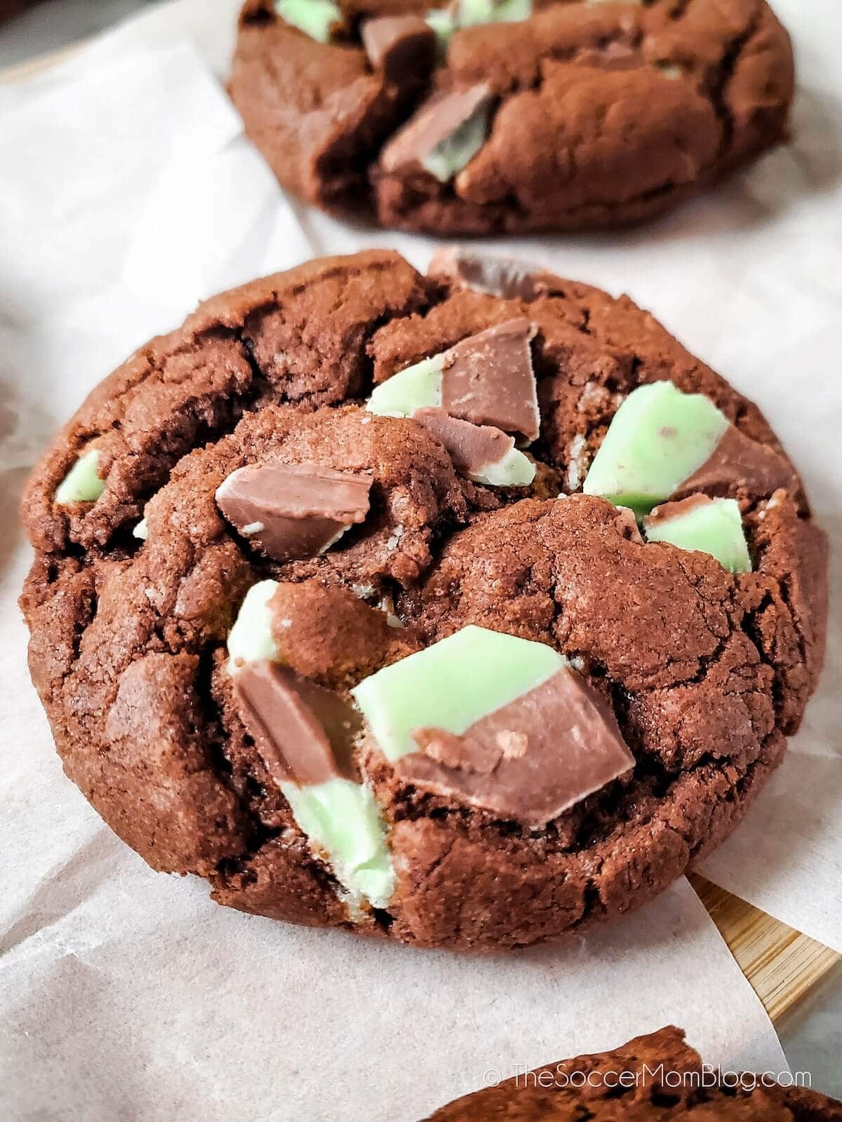 Chocolate Mint Chip Cookies 4 Ingredients The Soccer Mom Blog