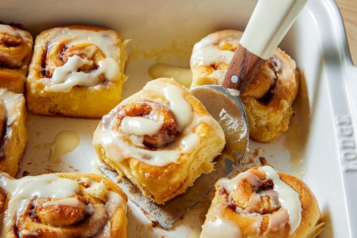 Easy Homemade Bread Machine Cinnamon Rolls