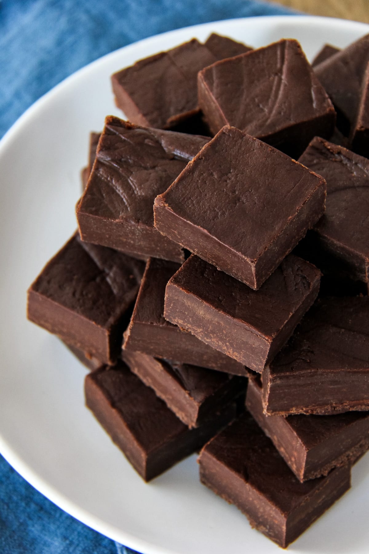 Easy No Fail Fudge Recipe A Pretty Life In The Suburbs