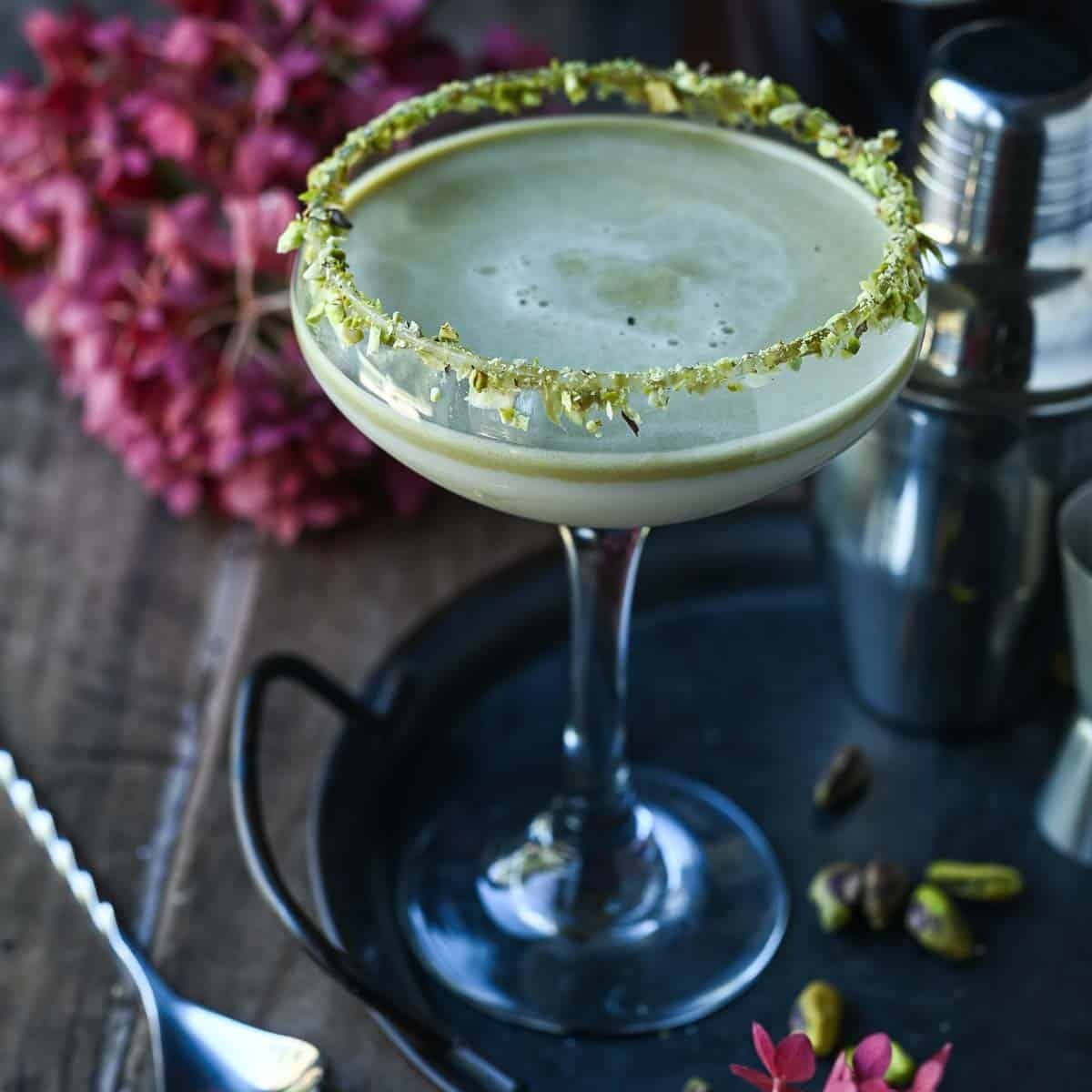 Find A Recipe For White Chocolate Pistachio Martini On Trivet Recipes A Recipe Sharing Site For Food Bloggers And Foodies 