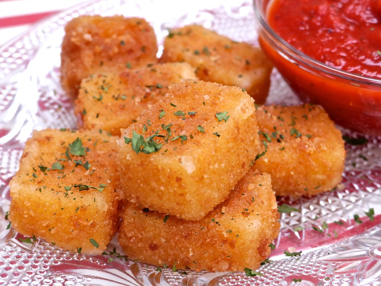 Fried Mozzarella Cheese Stick Bites Fried Mozzarella Cheese Stick Bites