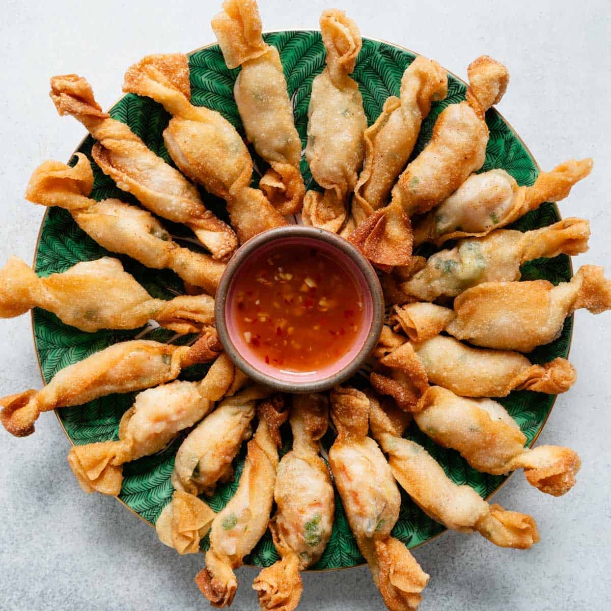 Fried Shrimp Wontons With Sweet Chili Sauce Lisa Lin Fried Shrimp Wontons With Sweet Chili Sauce Lisa Lin