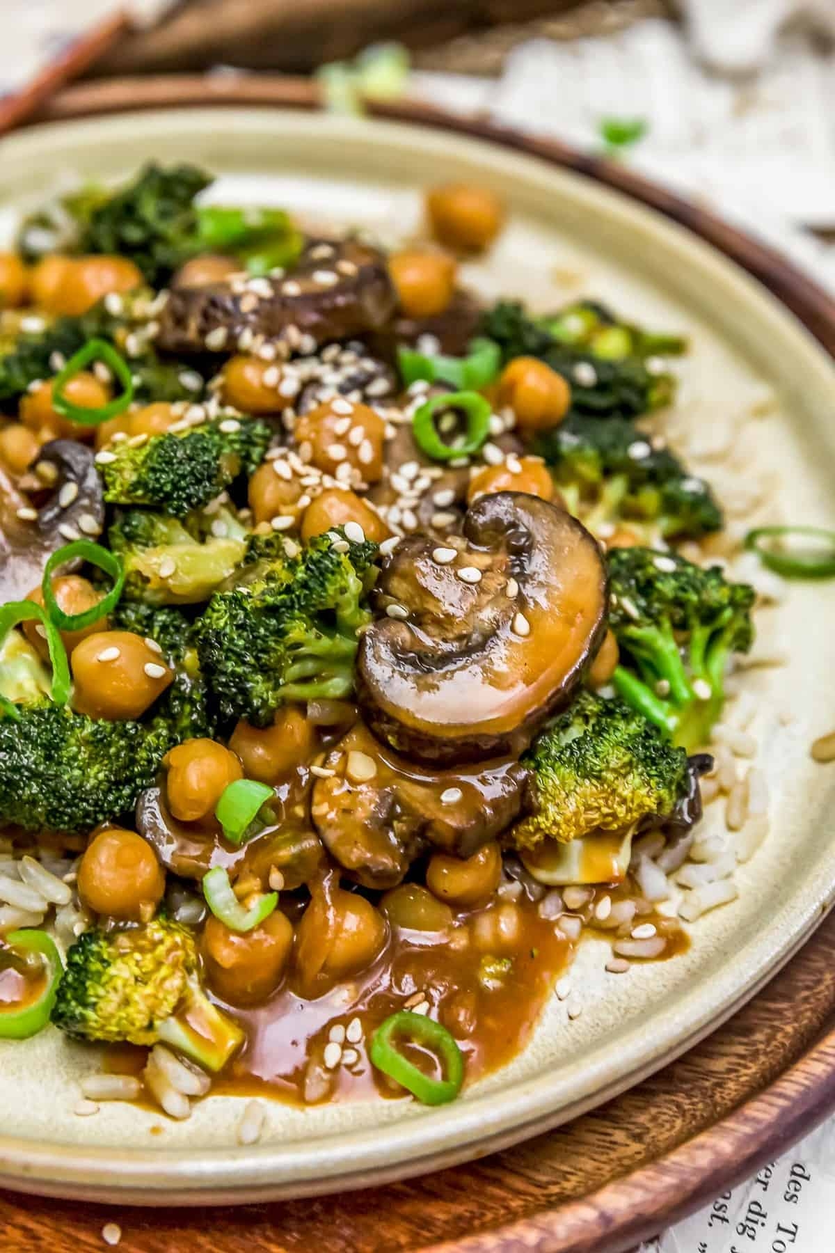 General Tso s Broccoli Mushroom Stir Fry Monkey And Me Kitchen Adventures