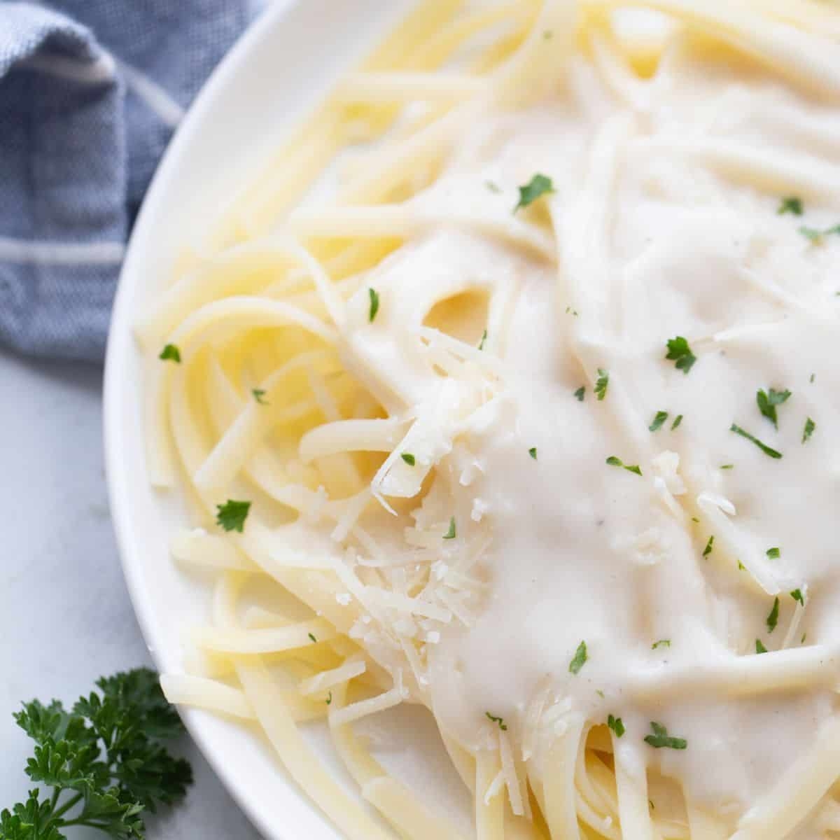 Healthy Alfredo Sauce Confessions Of A Fit Foodie