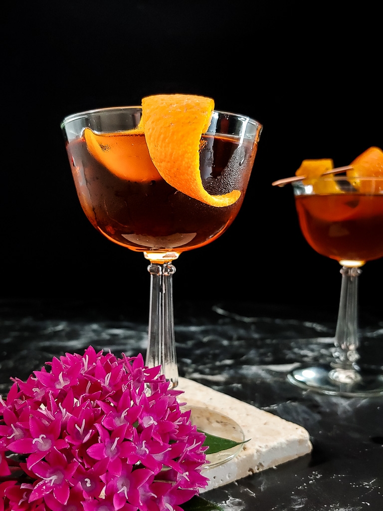 How To Make A Classic Manhattan Cocktail Cocktail Contessa How To Make A Classic Manhattan Cocktail Cocktail Contessa