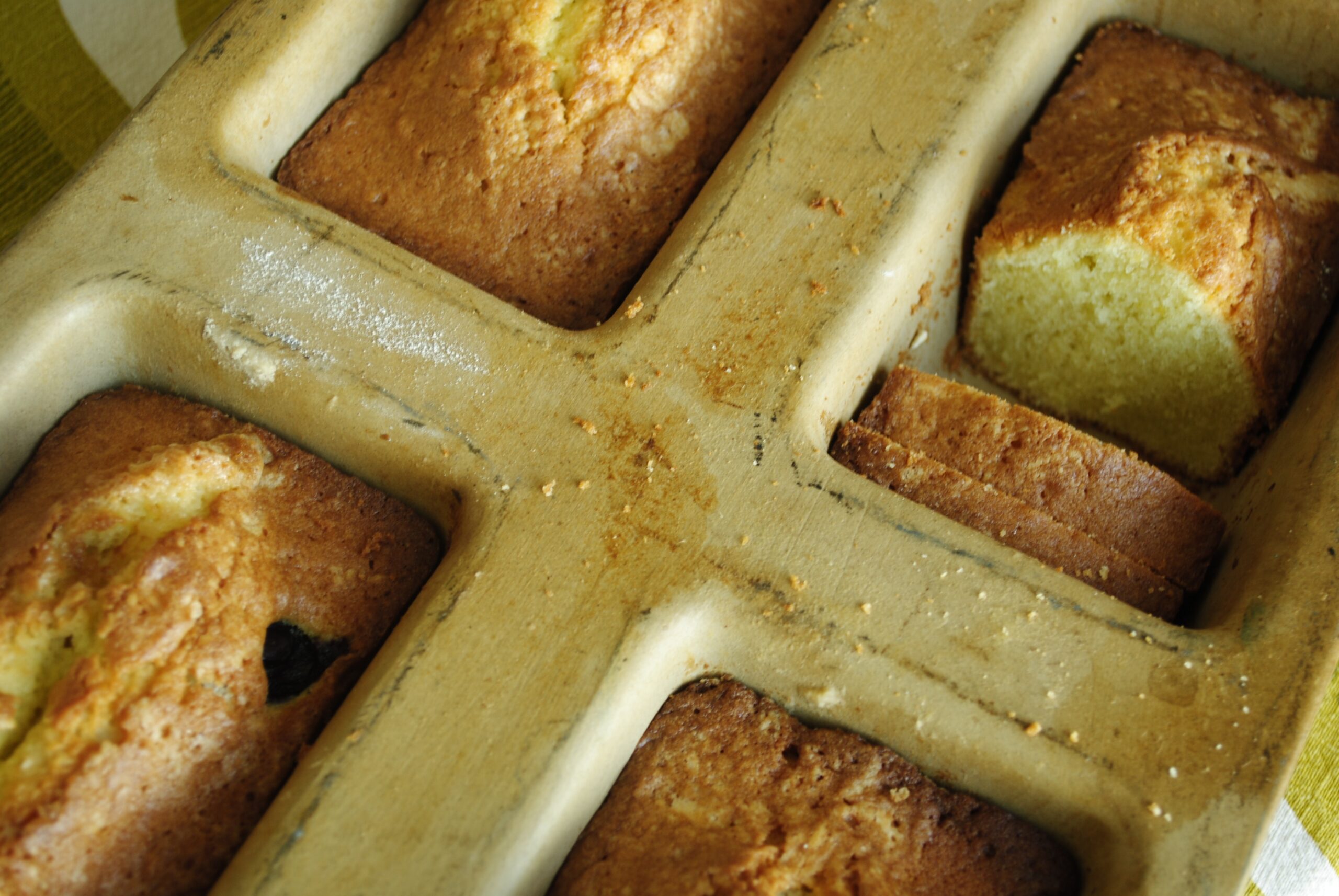 Mini Pound Cake Loaves Garlic Girl