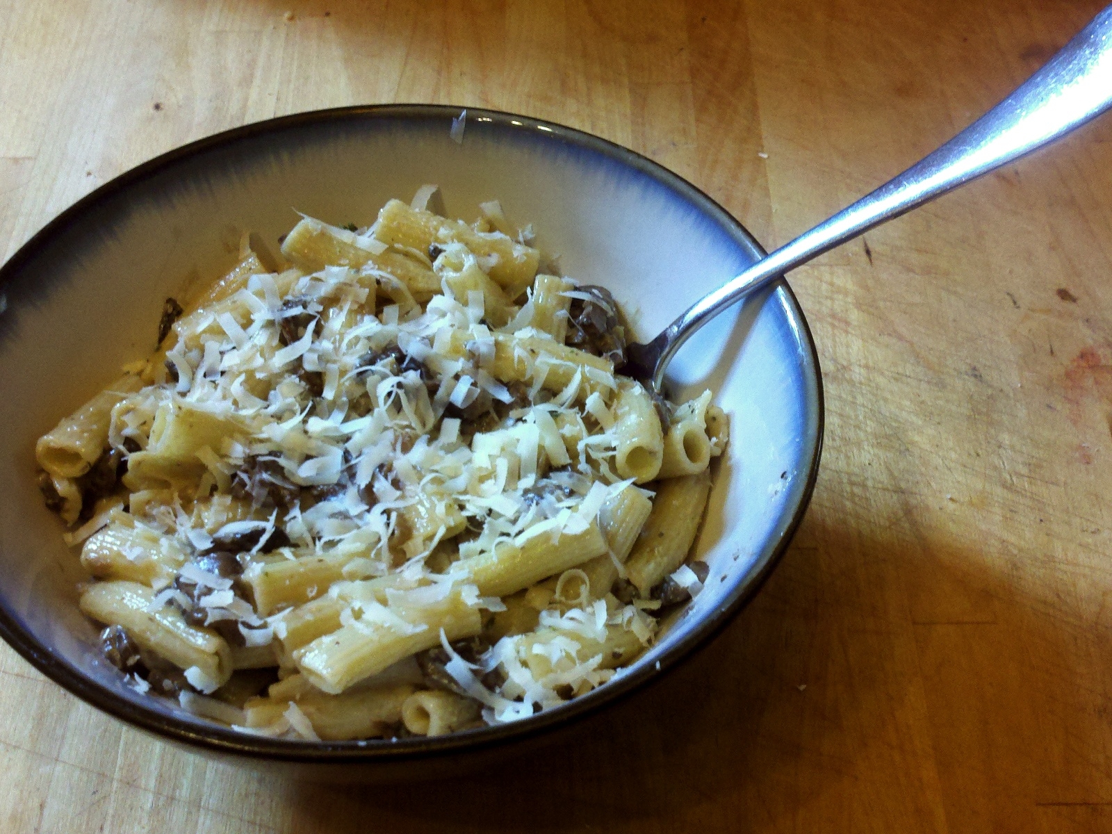 Parmesan Mushroom Pasta With Truffle Oil Sel Et Sucre