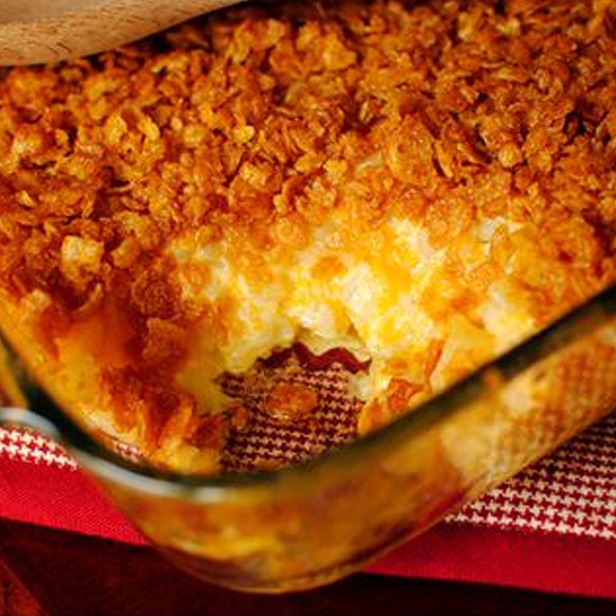 Party Potatoes Deluxe Crispy Cheesy Irresistible