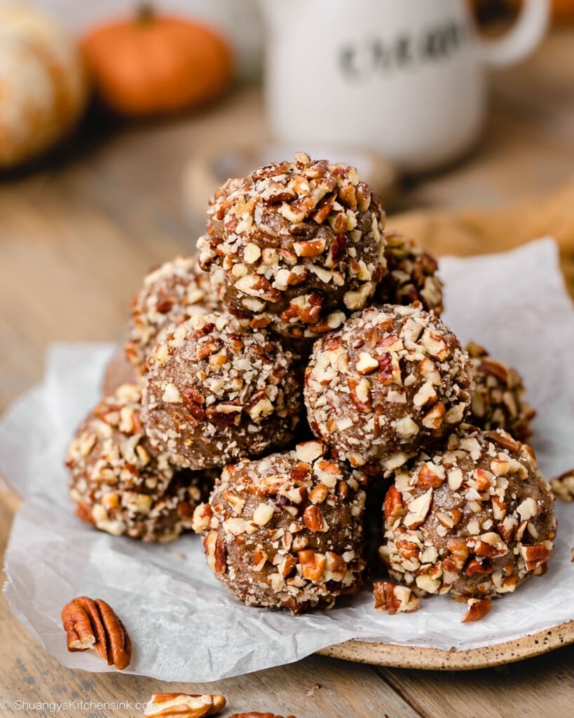 Pecan Pie Energy Bites 3 Ingredients Shuangy s Kitchensink Pecan Pie Energy Bites 3 Ingredients Shuangy s Kitchensink