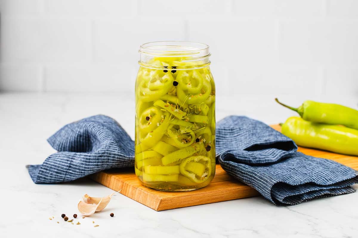 Pickled Banana Peppers Easy Tasty Recipe Pepper Geek