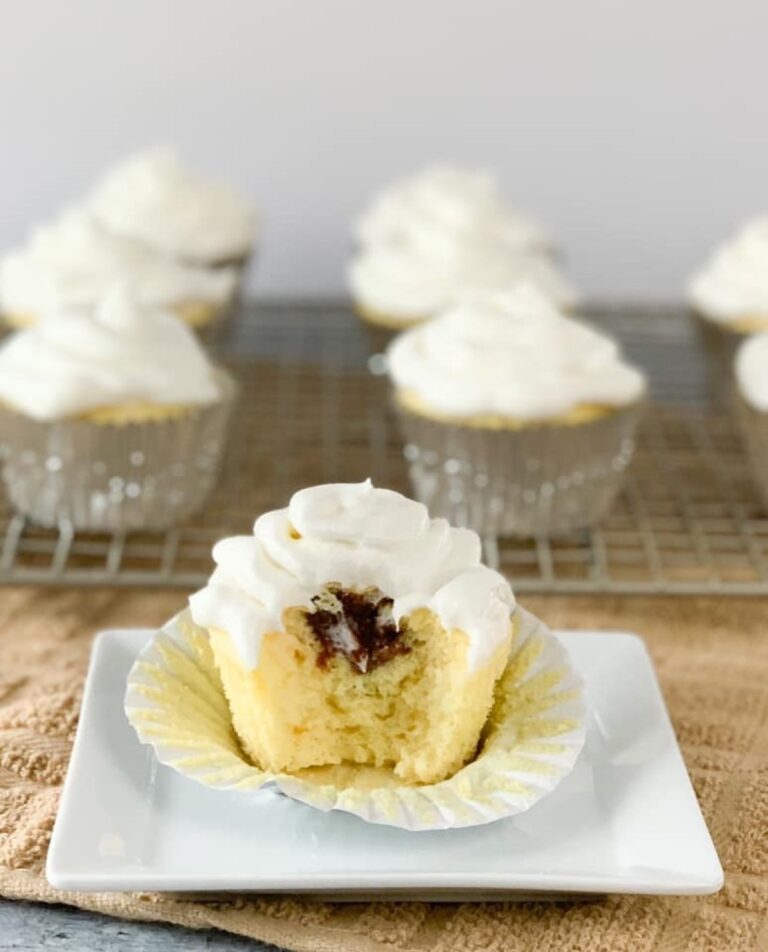 Pudding Filled Cupcakes Keeping On Point