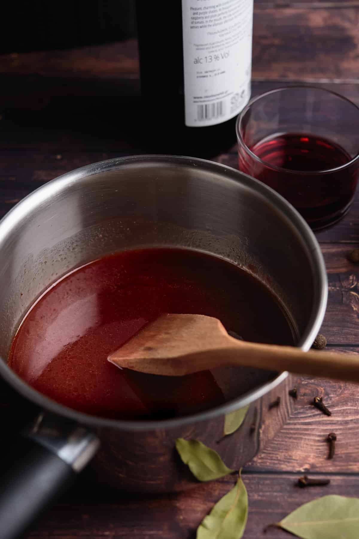 Red Wine Reduction Sauce With Spices Real Greek Recipes Red Wine Reduction Sauce With Spices Real Greek Recipes