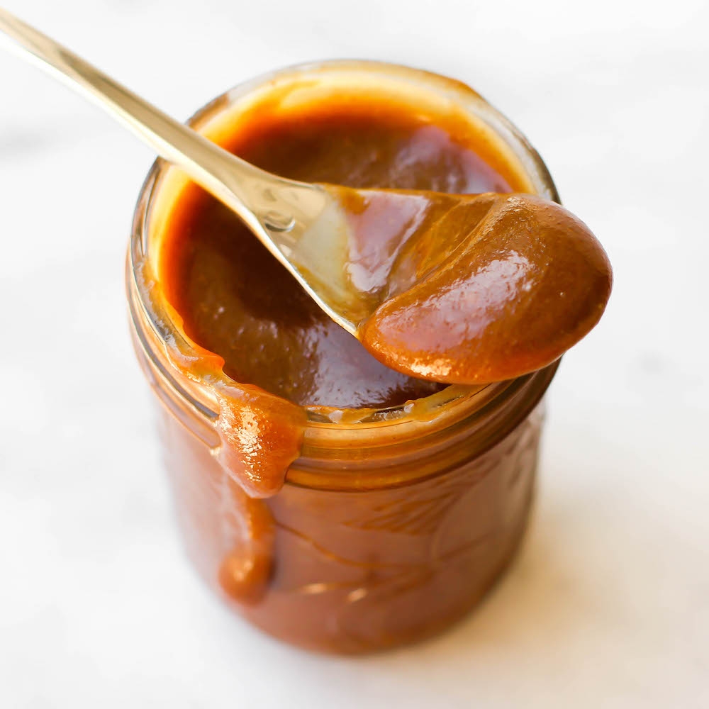 Silky Sweet Vegan Date Caramel Sauce in Minutes 