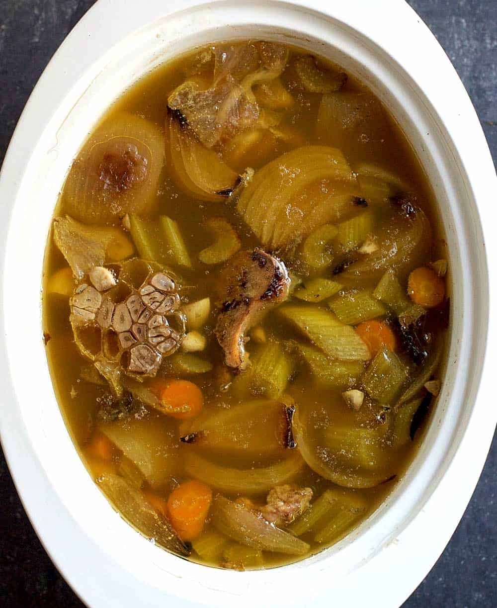 Slow Cooker Beef Bone Broth Pinch And Swirl Slow Cooker Beef Bone Broth Pinch And Swirl