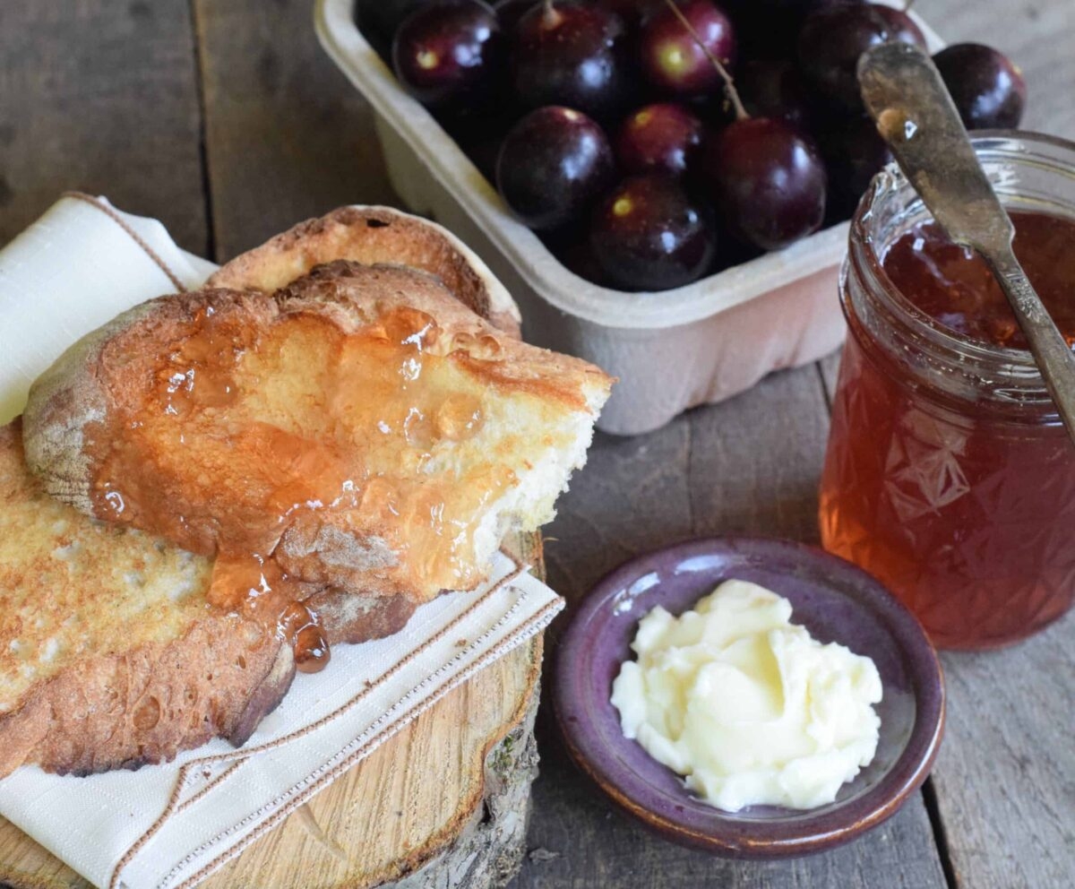 Small Batch Scuppernong Grape Jelly Grits And Gouda