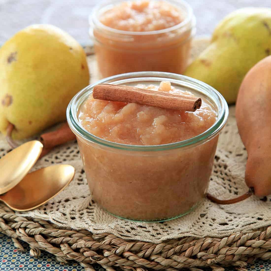 Spiced Crock pot Pearsauce