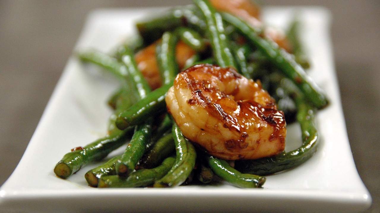 Spicy Green Bean And Shrimp Stir Fry Rouxbe Online Culinary School