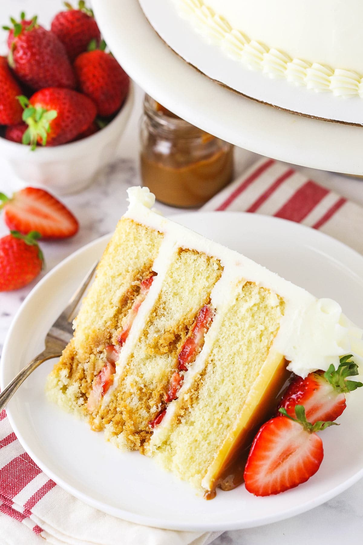Strawberry Dulce De Leche Cake Best Strawberry Cake Recipe Strawberry Dulce De Leche Cake Best Strawberry Cake Recipe