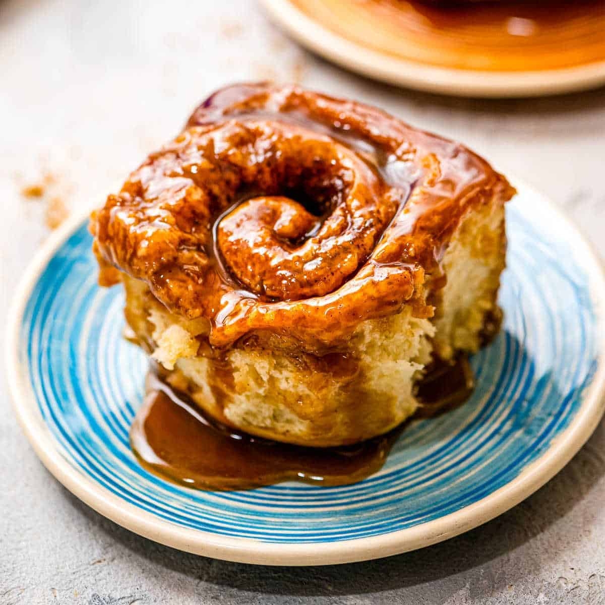 Stupid Easy Homemade Caramel Rolls Julie s Eats Treats 