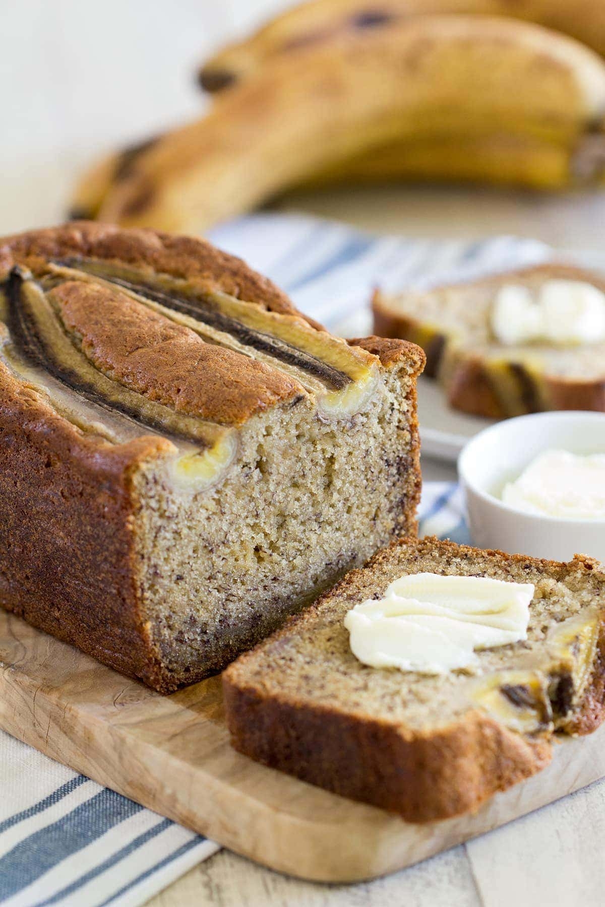 The Best Sour Cream Banana Bread Freutcake