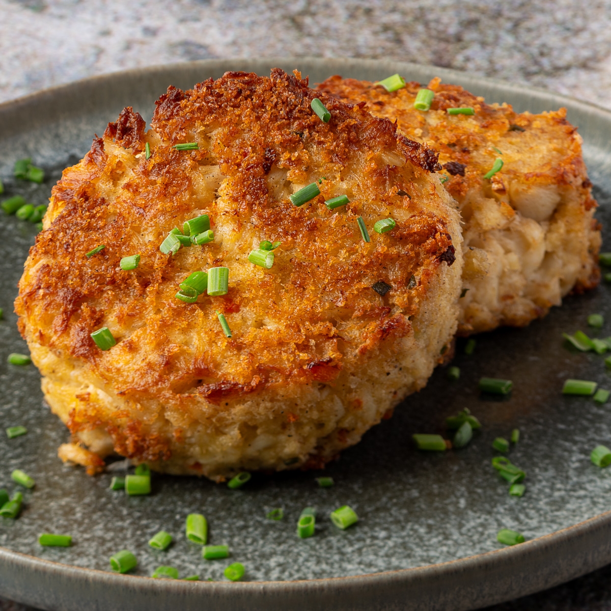 The Easiest Way To Make Perfectly Crispy Crab Cakes Austin Eats