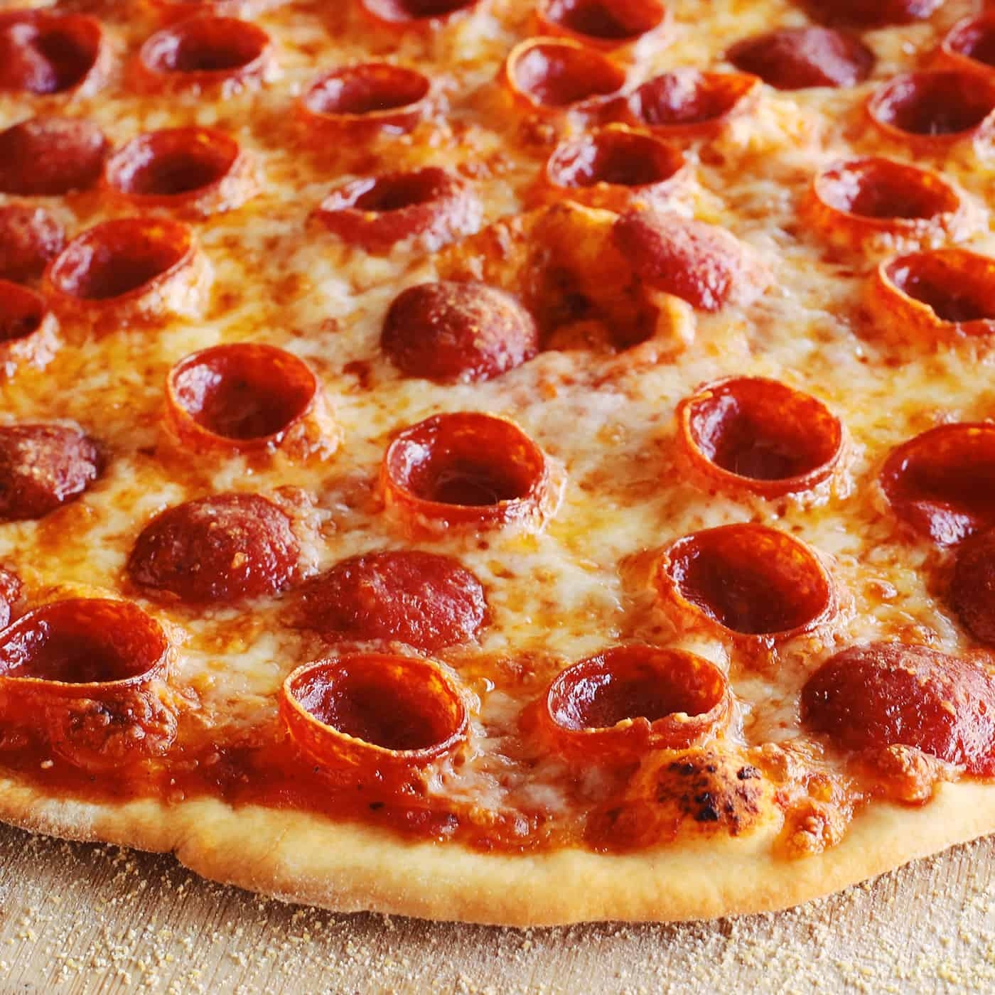 Thin Crust Pizza Dough Recipe A Farmgirl s Dabbles