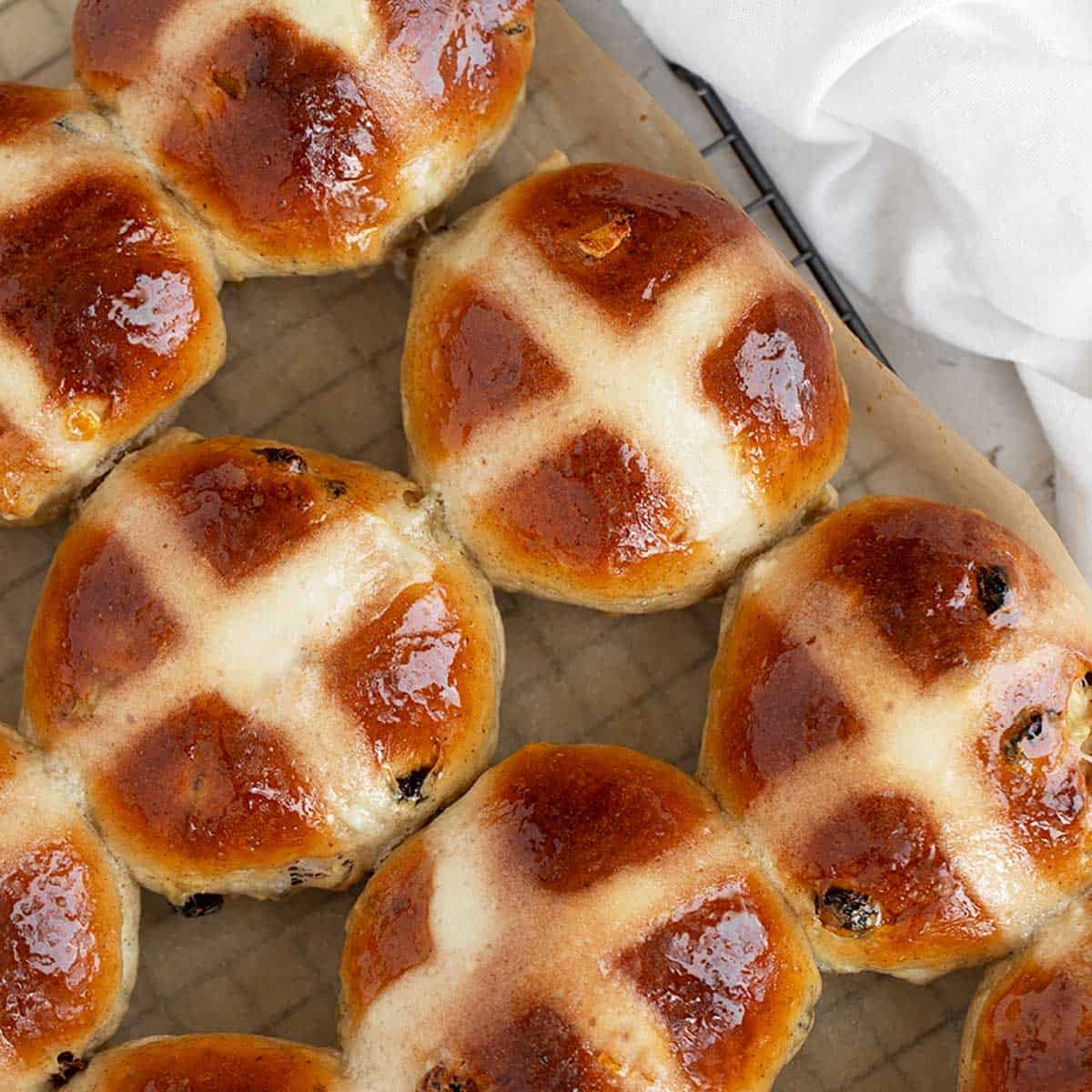 hot cross bun bread recipe