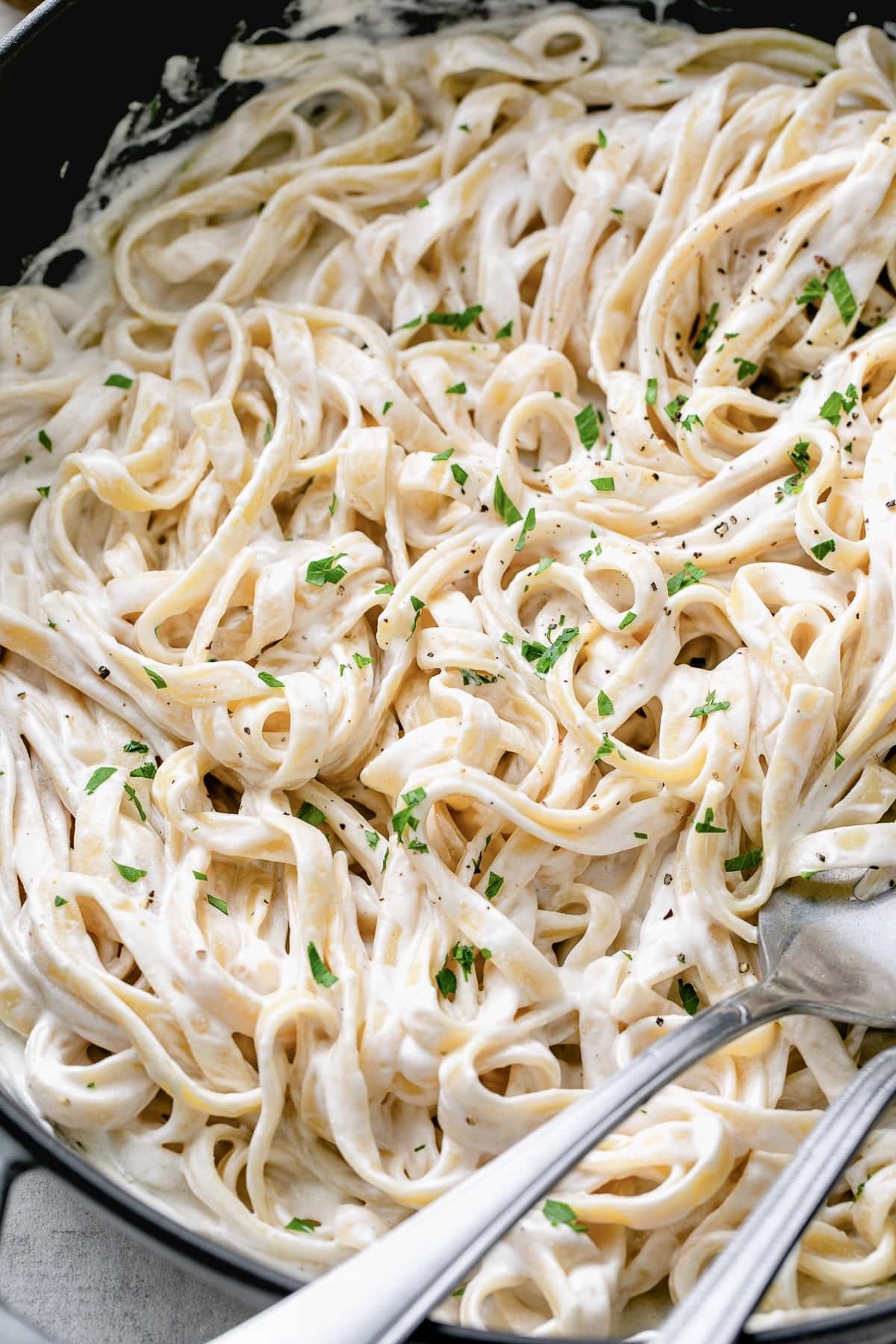 Vegan Alfredo Sauce Creamy Delicious The Simple Veganista