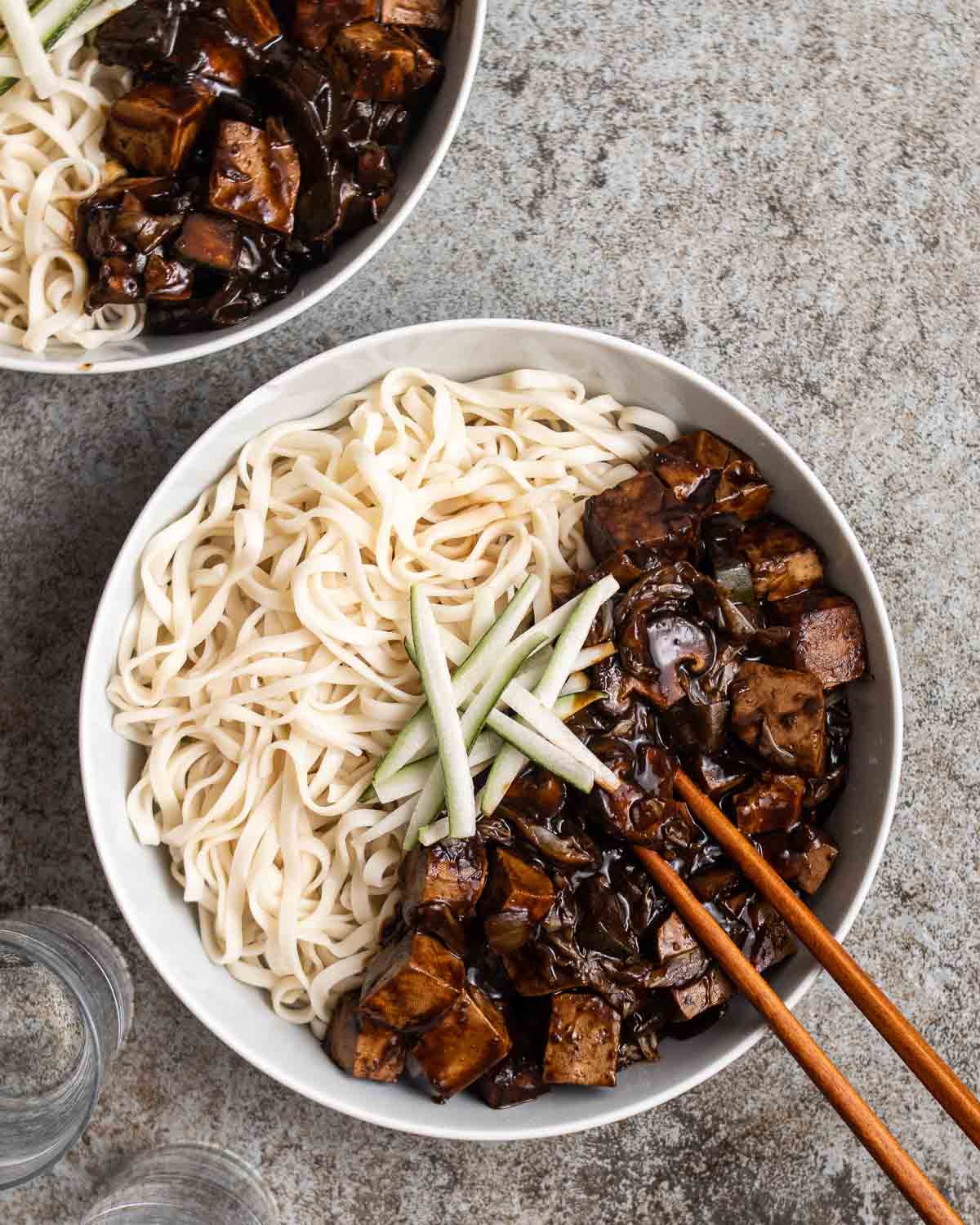 Vegan Jajangmyeon Korean Black Bean Sauce Noodles My Plantiful Cooking