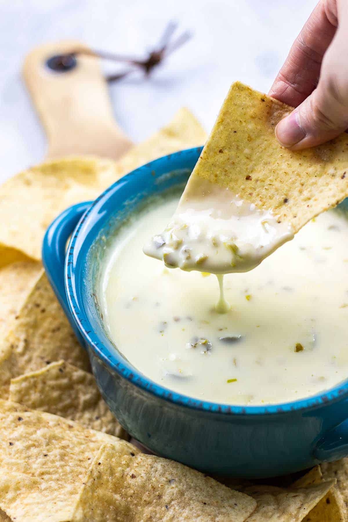 White Queso Cheese Dip 4 Ingredients 5 Minutes VIDEO